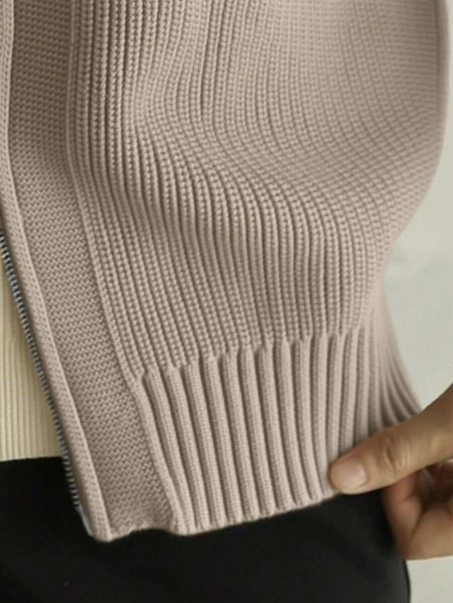 Herrtröja med enfärgad knäppning – Mångsidig stickad tröja för höst och vinter