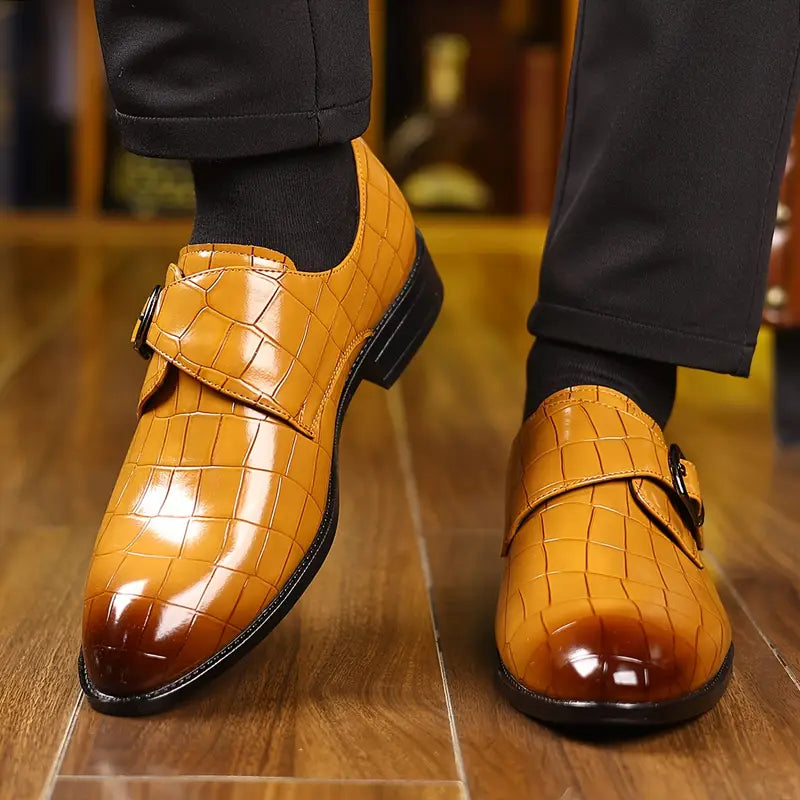 Solorfit | Loafers med krokodilmönster för herr – Stilfulla spänndetaljer och avsmalnande tå